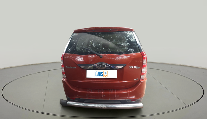 2015 Mahindra XUV500 W8, Diesel, Manual, 1,04,939 km, exterior