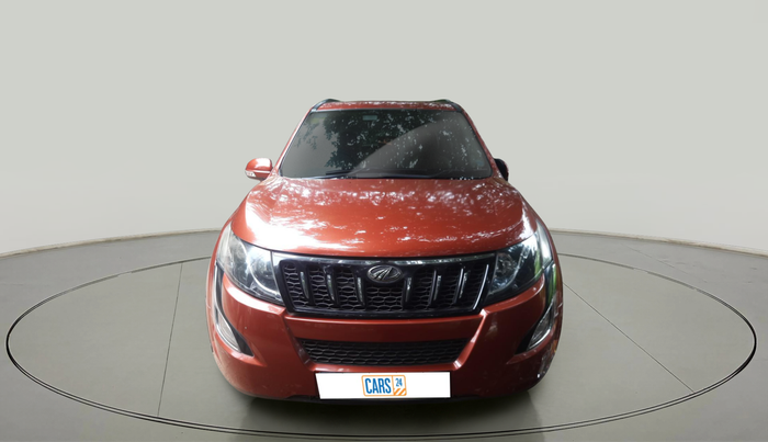 2015 Mahindra XUV500 W8, Diesel, Manual, 1,04,939 km, exterior