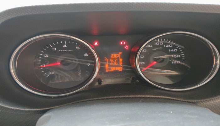 2016 Mahindra TUV300 T8, Diesel, Manual, 58,390 km, interior