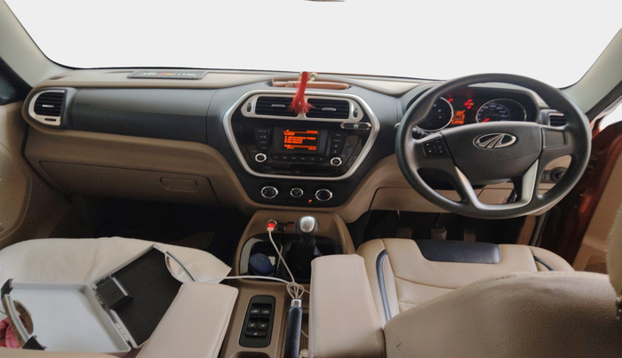 2016 Mahindra TUV300 T8, Diesel, Manual, 58,390 km, interior