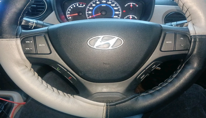 2015 Hyundai Grand i10 SPORTZ 1.2 KAPPA VTVT, Petrol, Manual, 58,717 km, interior