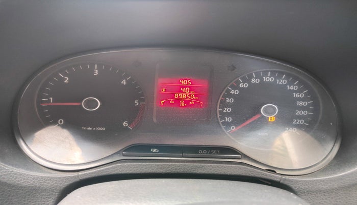 2013 Volkswagen Polo COMFORTLINE 1.2L, Diesel, Manual, 89,850 km, interior