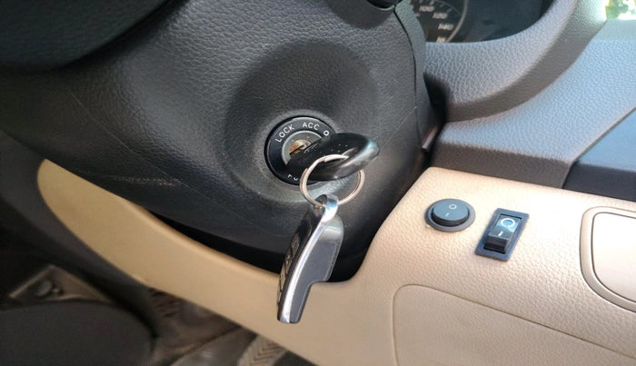 2015 Hyundai Eon D-LITE+, Petrol, Manual, 82,437 km, interior