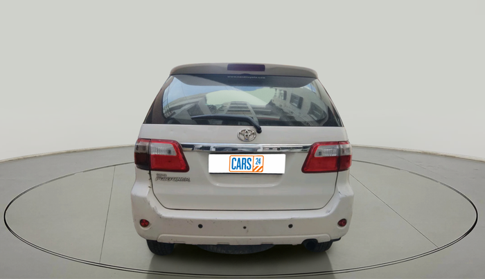 2010 Toyota Fortuner 3.0 4X4 MT, Diesel, Manual, 2,40,748 km, exterior