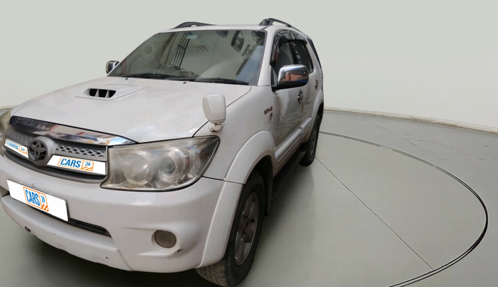 2010 Toyota Fortuner 3.0 4X4 MT, Diesel, Manual, 2,40,748 km, exterior