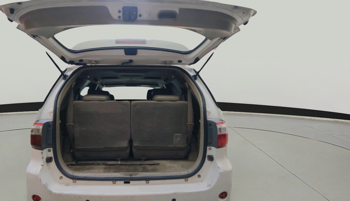 2010 Toyota Fortuner 3.0 4X4 MT, Diesel, Manual, 2,40,748 km, exterior