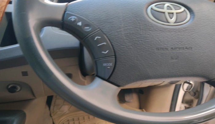 2010 Toyota Fortuner 3.0 4X4 MT, Diesel, Manual, 2,40,748 km, interior