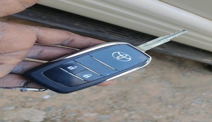 2010 Toyota Fortuner 3.0 4X4 MT, Diesel, Manual, 2,40,748 km, interior