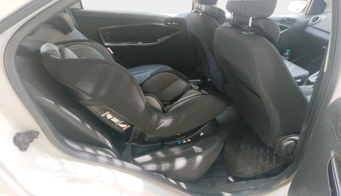 2019 Ford New Figo TITANIUM 1.2 PETROL MT, Petrol, Manual, 41,594 km, interior