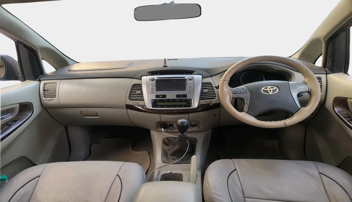 2013 Toyota Innova 2.5 VX 7 STR, Diesel, Manual, 1,29,998 km, interior