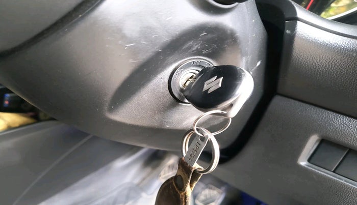 2018 Maruti Swift VXI, Petrol, Manual, 1,38,635 km, interior