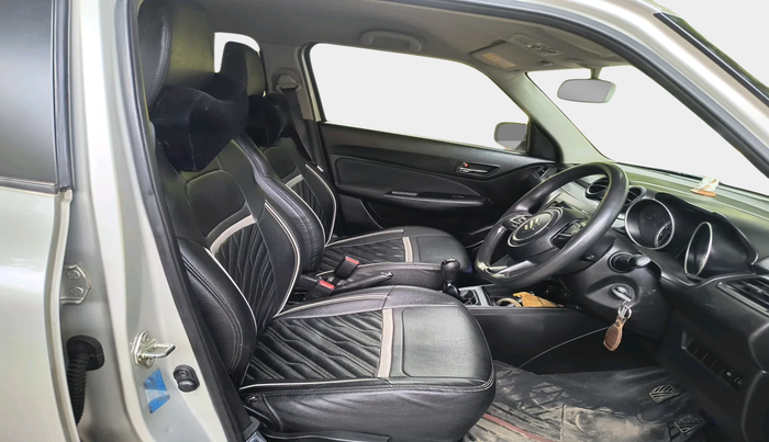 2018 Maruti Swift VXI, Petrol, Manual, 1,38,635 km, interior