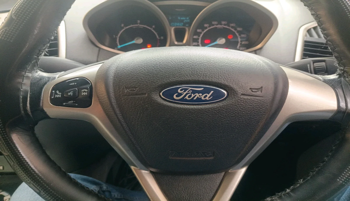 2015 Ford Ecosport TITANIUM 1.5L DIESEL, Diesel, Manual, 1,03,442 km, interior