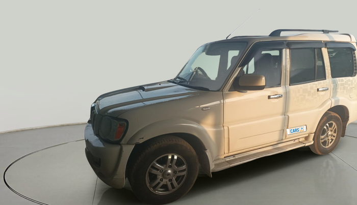 2014 Mahindra Scorpio VLX 2WD, Diesel, Manual, 1,51,978 km, exterior