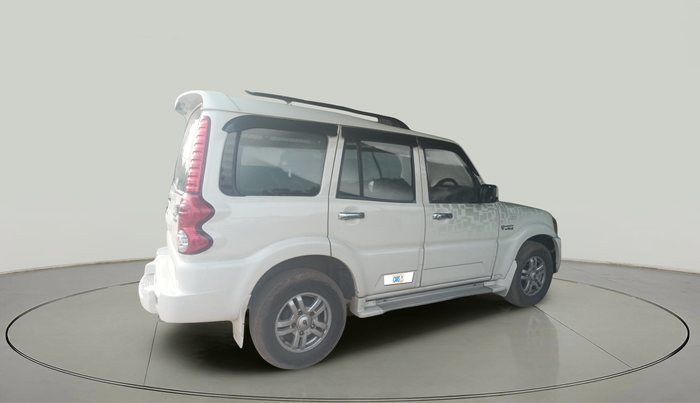 2014 Mahindra Scorpio VLX 2WD, Diesel, Manual, 1,51,978 km, exterior