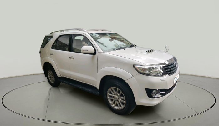 2016 Toyota Fortuner 3.0 4X2 AT, Diesel, Automatic, 89,656 km, exterior