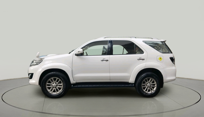 2016 Toyota Fortuner 3.0 4X2 AT, Diesel, Automatic, 89,656 km, exterior