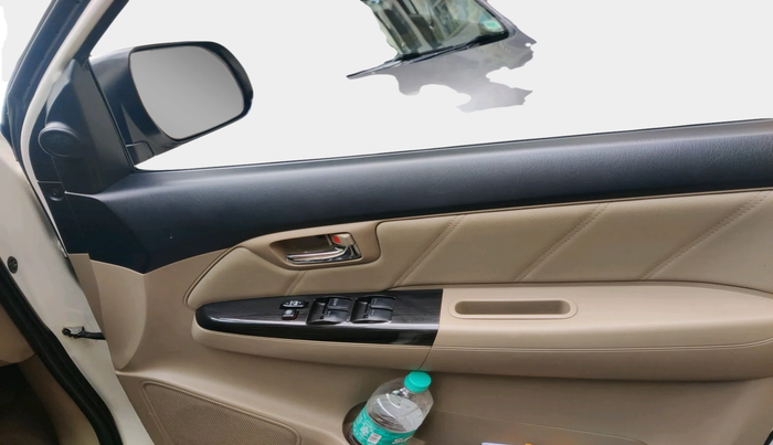 2016 Toyota Fortuner 3.0 4X2 AT, Diesel, Automatic, 89,656 km, interior