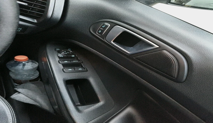 2018 Ford Ecosport TITANIUM 1.5L DIESEL, Diesel, Manual, 1,26,702 km, interior