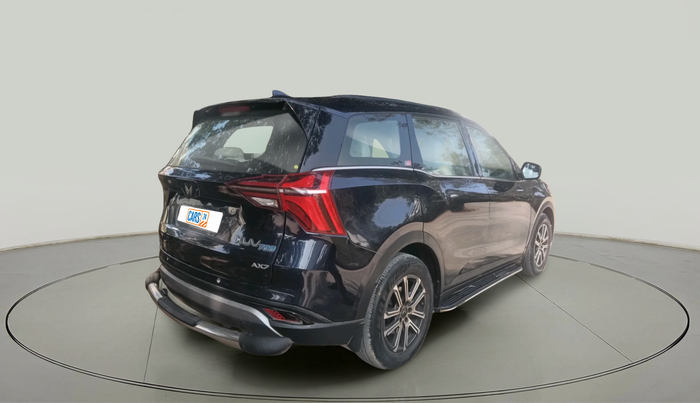 2022 Mahindra XUV700 AX 7 P AT 7 STR, Petrol, Automatic, 40,384 km, exterior