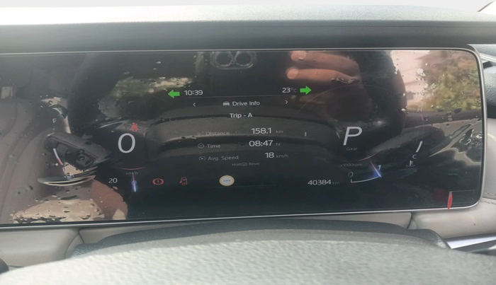 2022 Mahindra XUV700 AX 7 P AT 7 STR, Petrol, Automatic, 40,384 km, interior