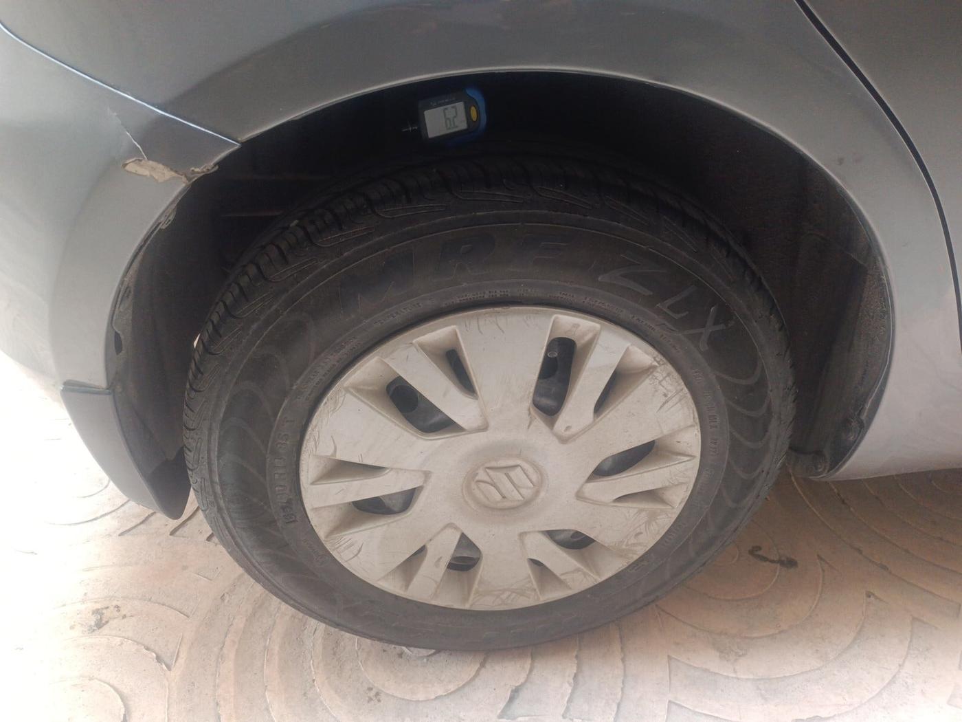 2012 Maruti Swift VDI, Diesel, Manual, 75,458 km, tyre