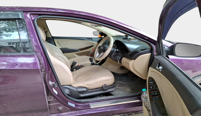 2012 Hyundai Verna FLUIDIC 1.6 VTVT SX, Petrol, Manual, 10,00,000 km, interior