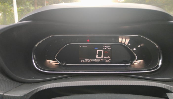 2022 Tata NEXON XZ PLUS (PREMIUM) PETROL, Petrol, Manual, 25,531 km, interior