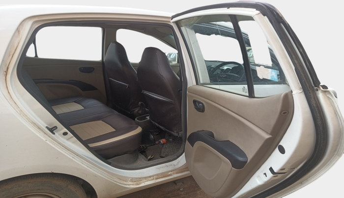 2016 Hyundai i10 MAGNA 1.1, Petrol, Manual, 43,587 km, interior