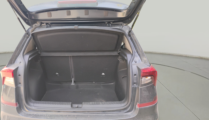 2022 Skoda KUSHAQ STYLE 1.5L TSI MT, Petrol, Manual, 15,00,000 km, exterior