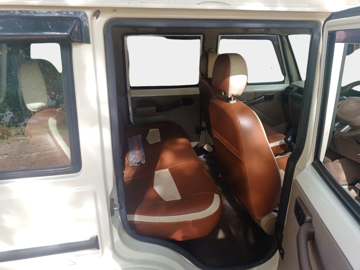 2017 Mahindra Bolero POWER PLUS ZLX, Diesel, Manual, 1,06,048 km, interior