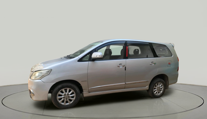 2014 Toyota Innova 2.5 VX 8 STR, Diesel, Manual, 1,84,910 km, exterior