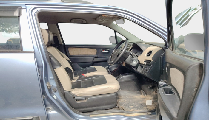 2017 Maruti Wagon R 1.0 VXI, Petrol, Manual, 49,744 km, interior
