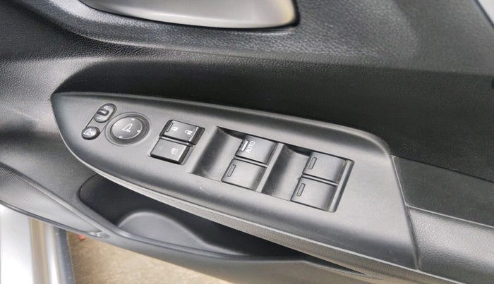 2019 Honda WR-V 1.2L I-VTEC VX MT, Petrol, Manual, 52,169 km, interior