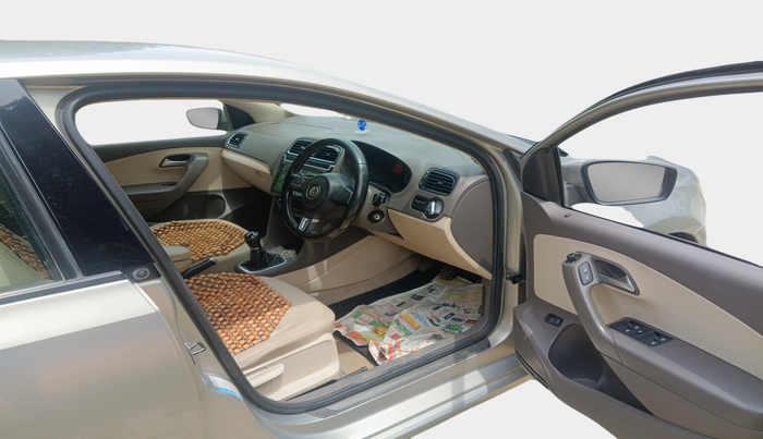 2013 Volkswagen Vento HIGHLINE DIESEL 1.6, Diesel, Manual, 88,461 km, interior