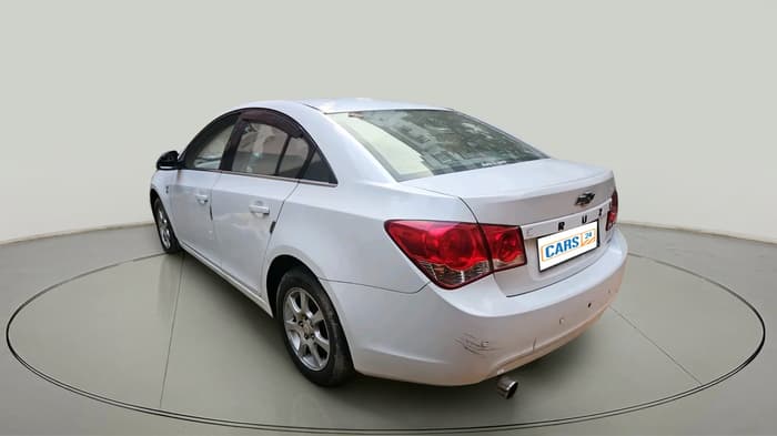 2010 Chevrolet Cruze LT, Diesel, Manual, 99,515 km, exterior