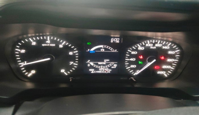 2021 Tata ALTROZ XT PETROL, Petrol, Manual, 12,540 km, interior