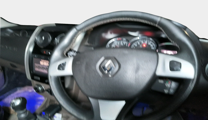 2018 Renault Duster 85 PS RXZ DIESEL, Diesel, Manual, 1,31,964 km, interior