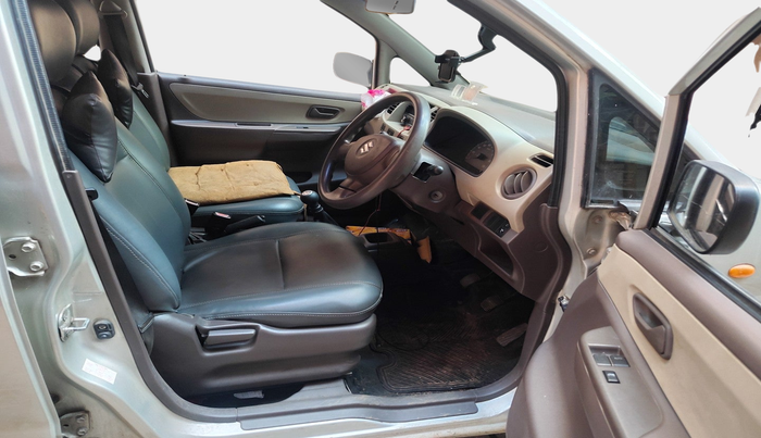 2010 Maruti Zen Estilo LX, Petrol, Manual, 75,708 km, interior