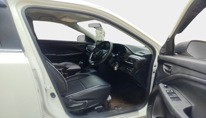 2024 Maruti BREZZA LXI, Petrol, Manual, 7,888 km, interior