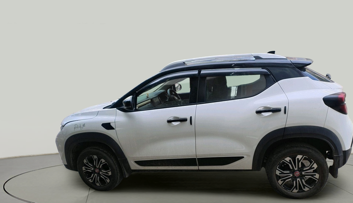 2023 Renault Kiger RXT (O) MT DUAL TONE, Petrol, Manual, 16,358 km, exterior