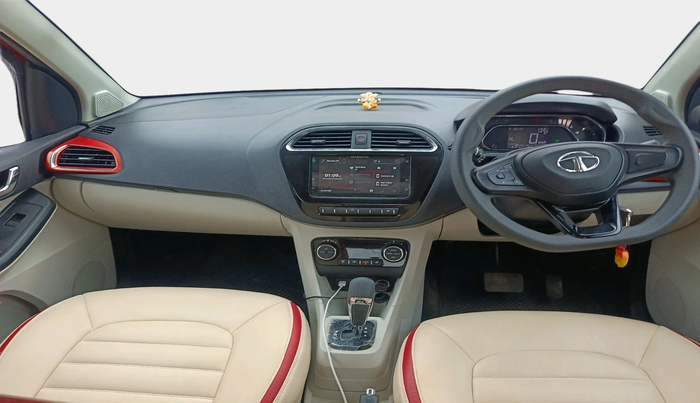 2023 Tata Tiago XZA PLUS DUAL TONE PETROL, Petrol, Automatic, 2,127 km, interior