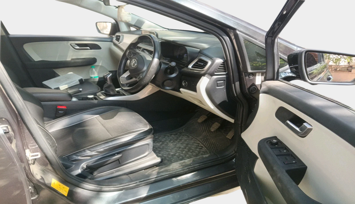 2021 Tata ALTROZ XZ PETROL, Petrol, Manual, 25,008 km, interior