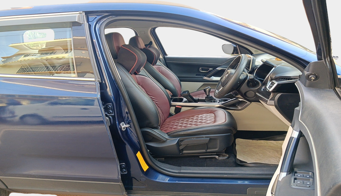 2021 Tata Safari XT PLUS, Diesel, Manual, 93,524 km, interior