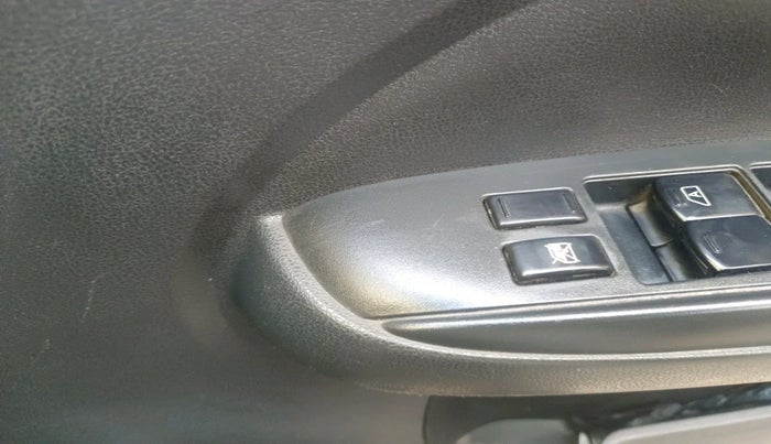 2013 Renault Scala RXE DIESEL, Diesel, Manual, 89,437 km, interior