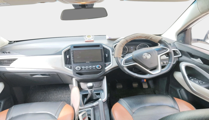 2021 MG HECTOR PLUS STYLE 2.0 DIESEL TURBO MT 7-STR, Diesel, Manual, 60,339 km, interior