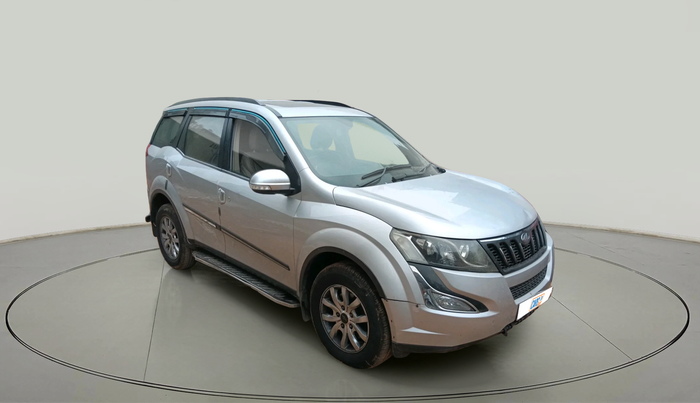 2015 Mahindra XUV500 W10, Diesel, Manual, 94,624 km, exterior