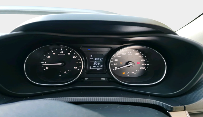 2017 Tata NEXON XZ PLUS DIESEL, Diesel, Manual, 35,317 km, interior