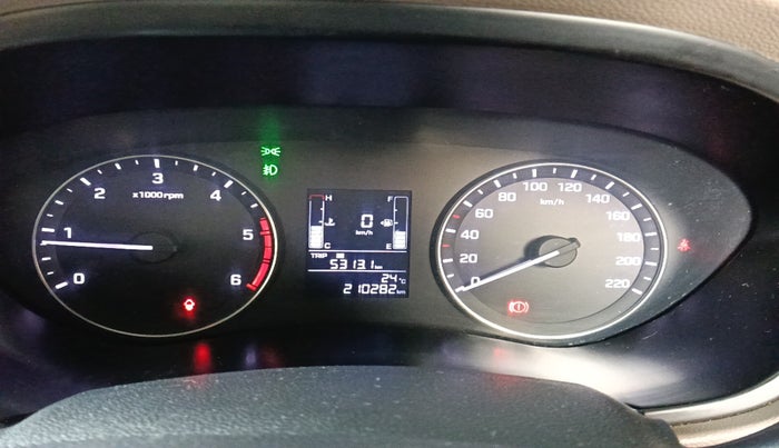 2015 Hyundai Elite i20 SPORTZ 1.4 CRDI, Diesel, Manual, 2,12,000 km, interior