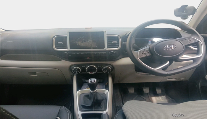 2023 Hyundai VENUE SX 1.2 PETROL, Petrol, Manual, 20,086 km, interior